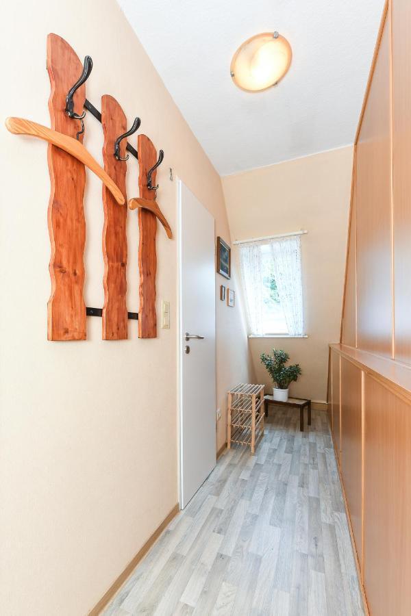 Ferienwohnung Im Haus Weinstock Esens Extérieur photo